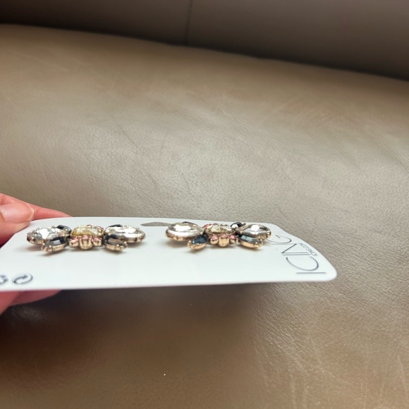 Gemstone Rhinestone Shoe Clips - Picture 5 of 10